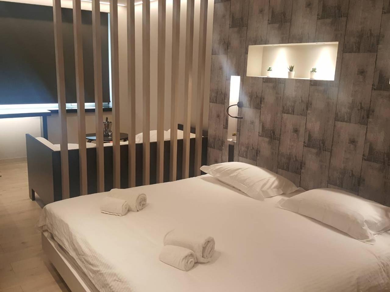 Mj Luxury Suites 아테네 외부 사진